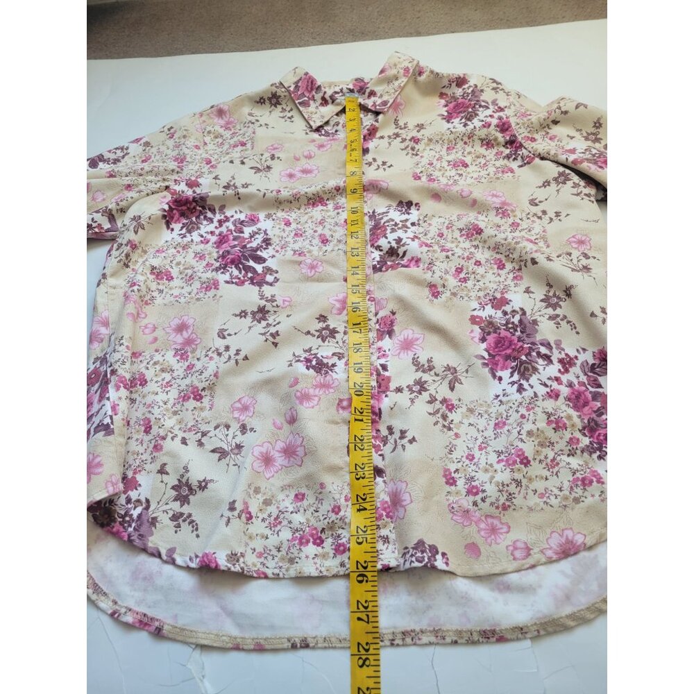 Lemon Grass  lightweight polyester material floral long-sleeve button-down Sz L - Picture 10 of 11
